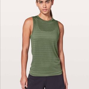 Lululemon Breeze By Muscle Tank - Olive Green Mesh Cut Out Sz 6